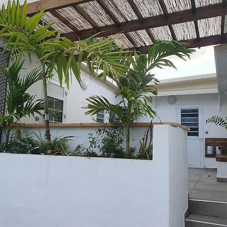 Studio Pour 2 Personnes Proche De L'Hopital Et Du Jardin De L'Etat Сен-Дени Экстерьер фото